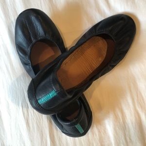 California Navy Tieks Size 9